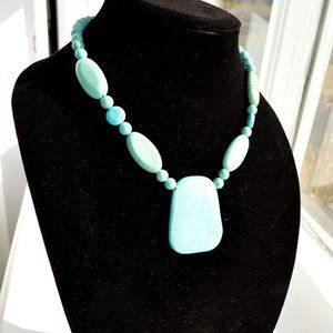 Turquoise Necklace 10"